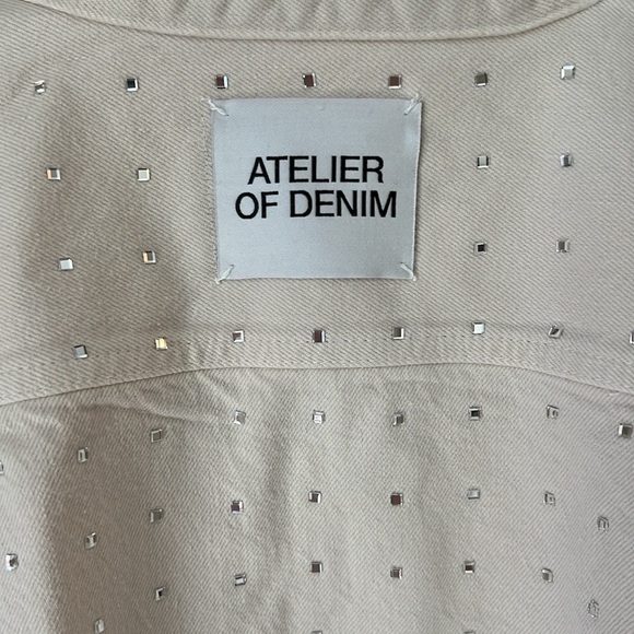 Frame Oversized Denim Rhinestone Shirt NWT - Picture 3 of 8